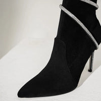 Serpentina Velvet Heel Boots
