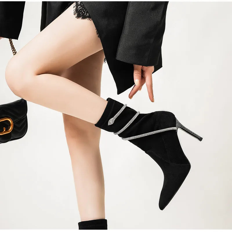 Serpentina Velvet Heel Boots