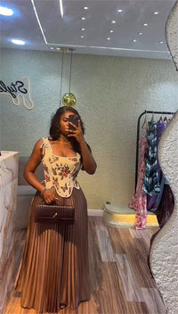 Floral Print Waist-cinching Corset +Pleated Long Skirts Set