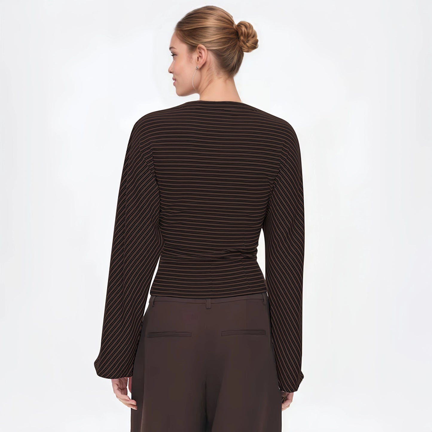 Weekend Lines Fitted Tee