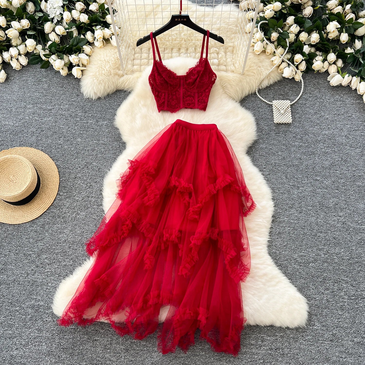 Lace Sleeveless Strapless Camisole+Irregular Elastic Waist Skirt Set