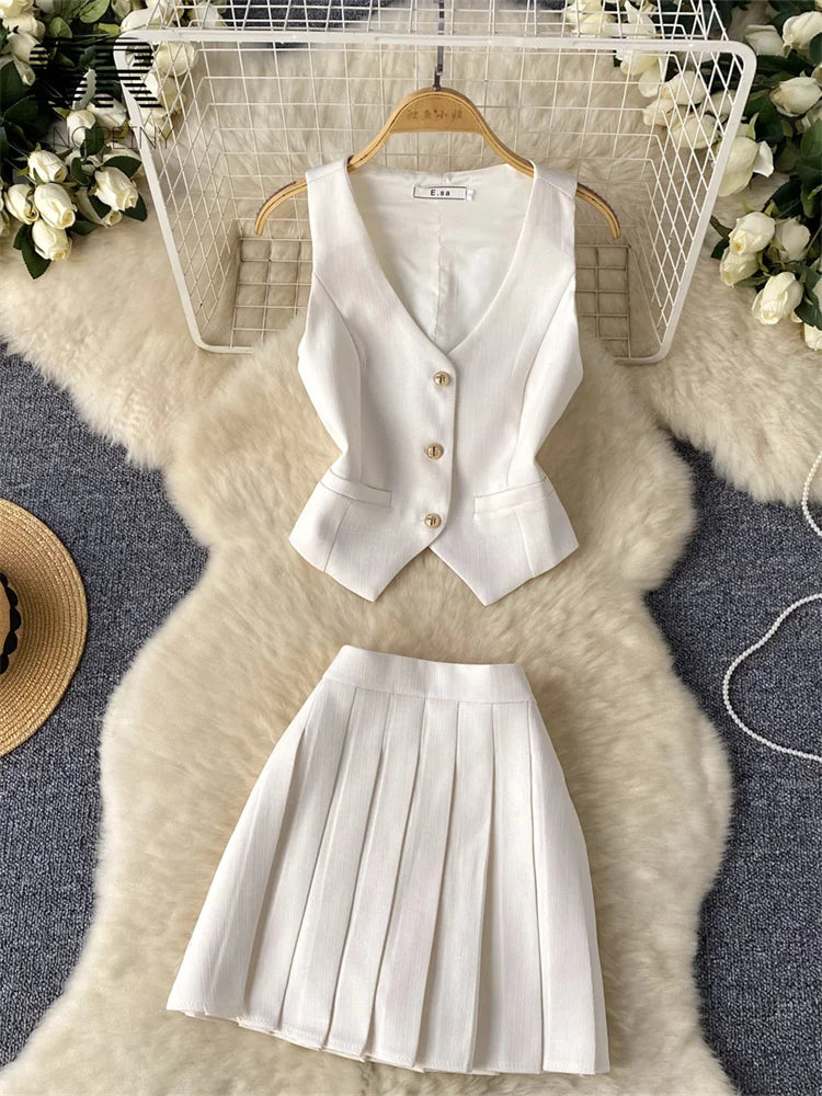 Single Breasted Basic Camisole+Zipper Design Pleated Skirt Set