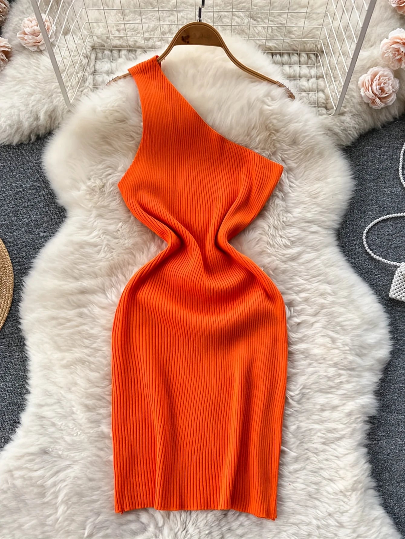 One Shoulder Solid Chic Knitted Mini Dress