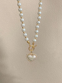 Heart Pendant Imitation Pearl Necklace