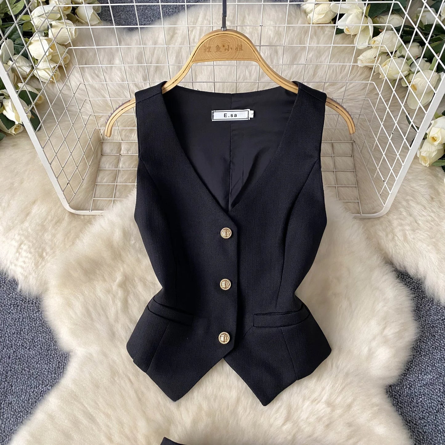 Single Breasted Basic Camisole+Zipper Design Pleated Skirt Set