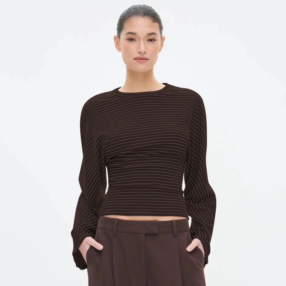 Weekend Lines Fitted Tee