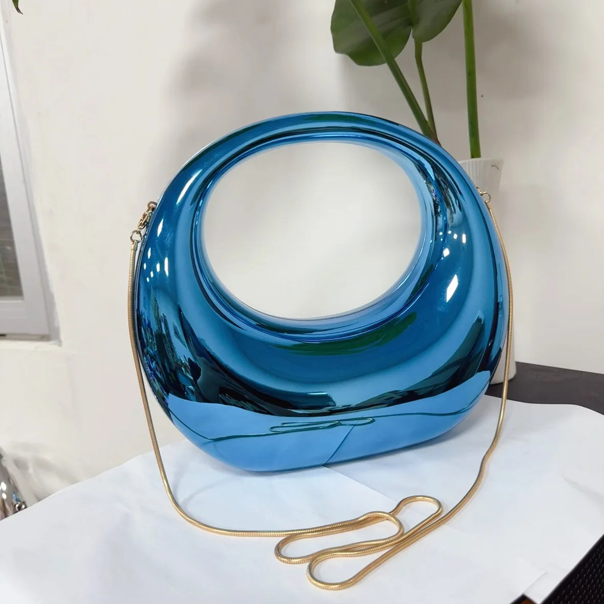 The Nova Ring Bag