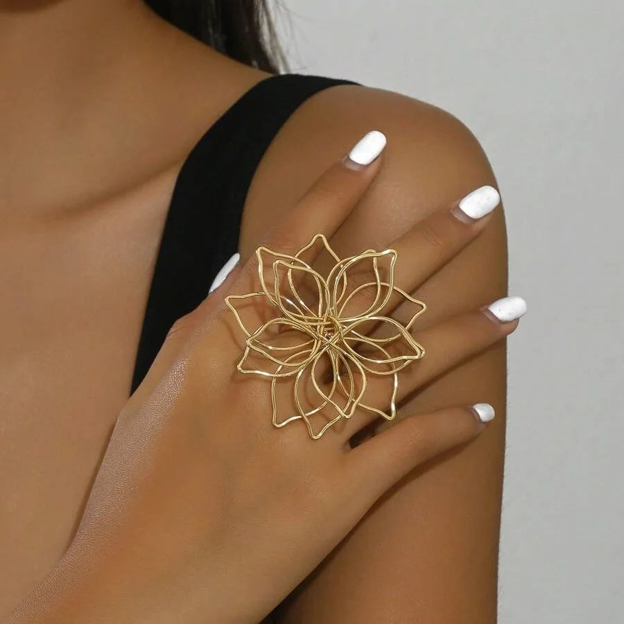 Gold Color Round Hollow Out Flower Ring