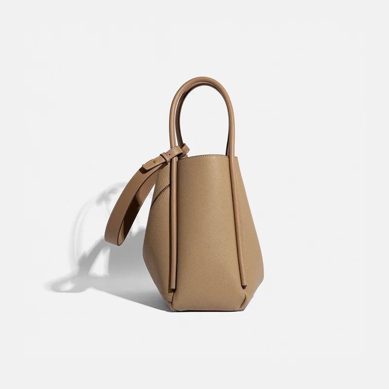 Downtown Darling Tote