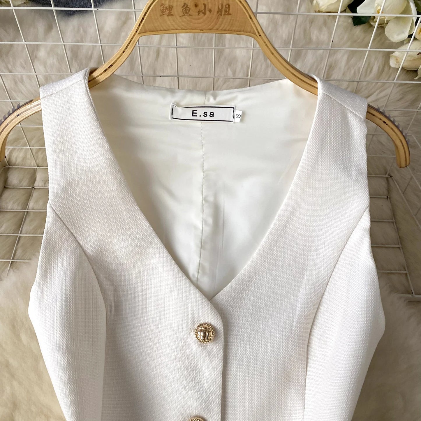 Single Breasted Basic Camisole+Zipper Design Pleated Skirt Set