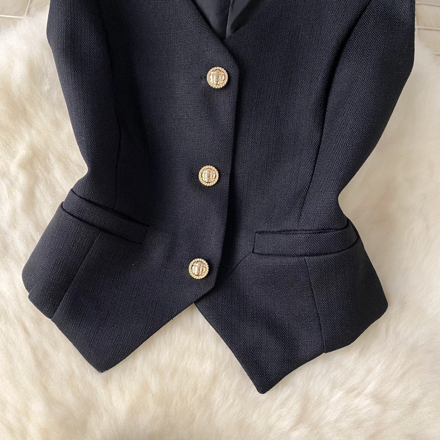 Single Breasted Basic Camisole+Zipper Design Pleated Skirt Set